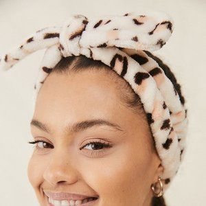 UO Beauty Headband